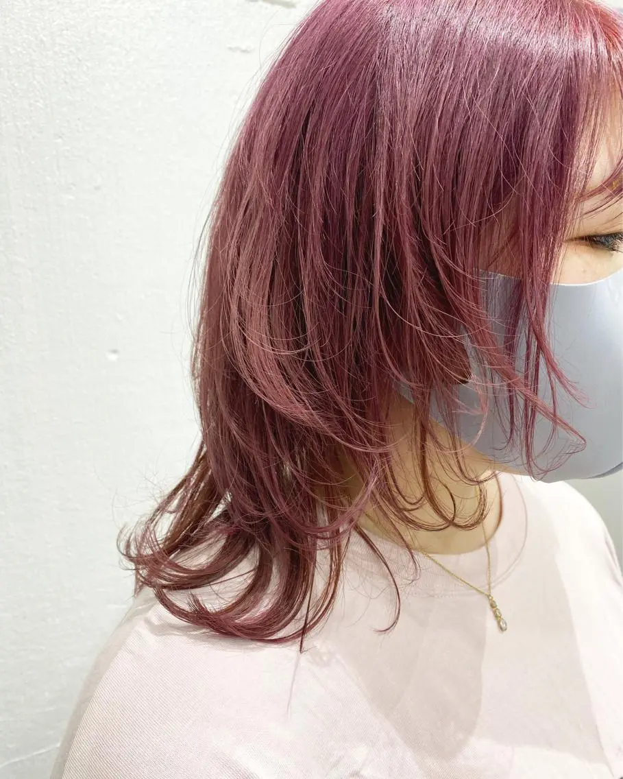 ミディアム カラー ヘアアレンジ 切りっぱなしボブ ミディアムパーマ アッシュ アッシュグレー バレイヤージュ ササキカズマ〻透明感 〻色落ち〻赤み消しのヘアスタイル