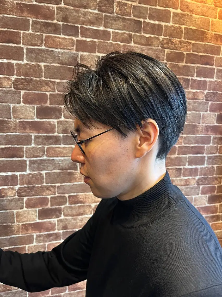 ショート カラー パーマ ヘアアレンジ メンズ キッズ ネイル マツエク・マツパ アイブロウ メンズハイライト メンズ就活ヘア メンズパーマ ブラウンカラー ケアカラー 久木原 ゆりのヘアスタイル