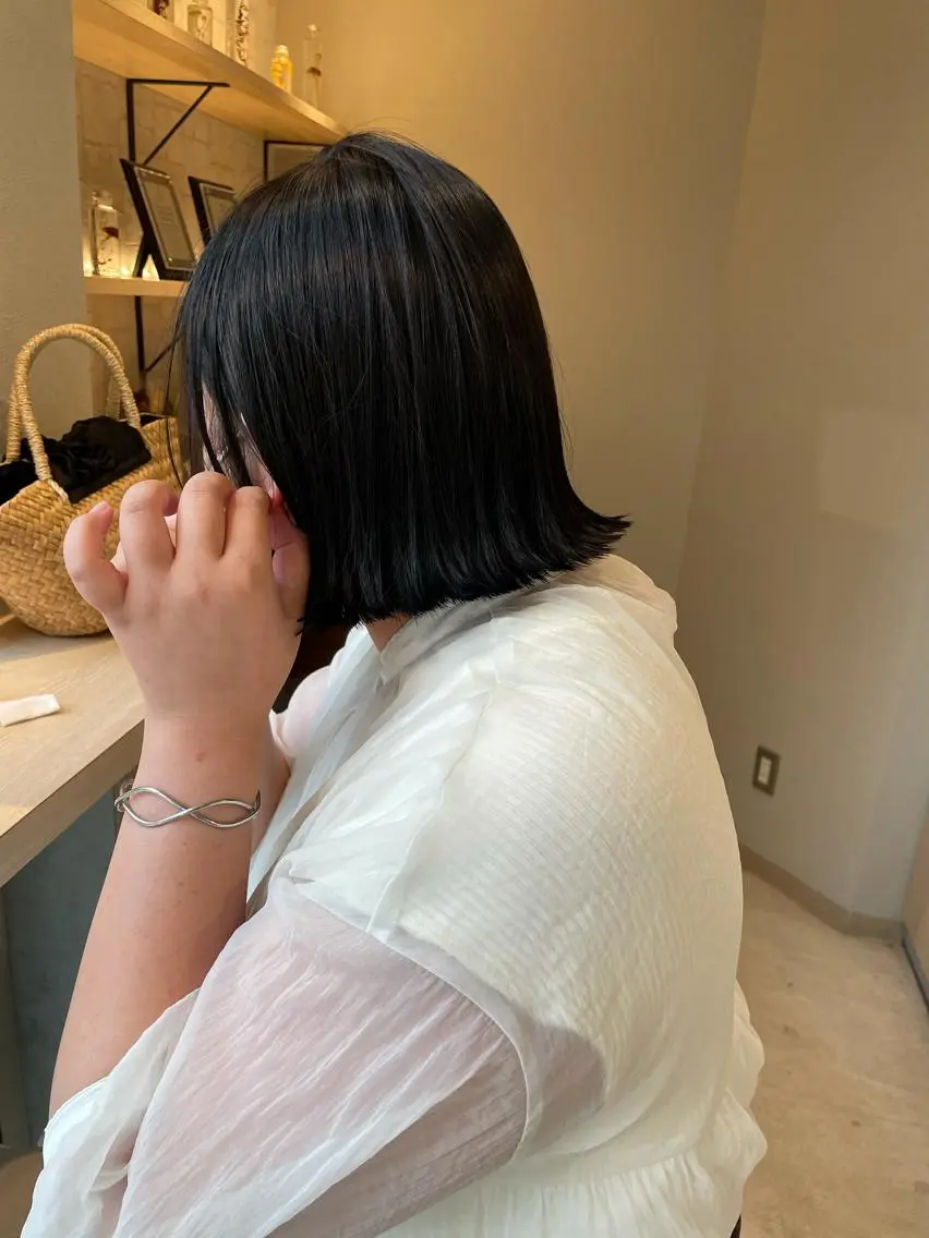 ミディアム 切りっぱなしボブ ボブ カット トリートメント ショート✨顔まわり マツモト　ショウゴのヘアスタイル