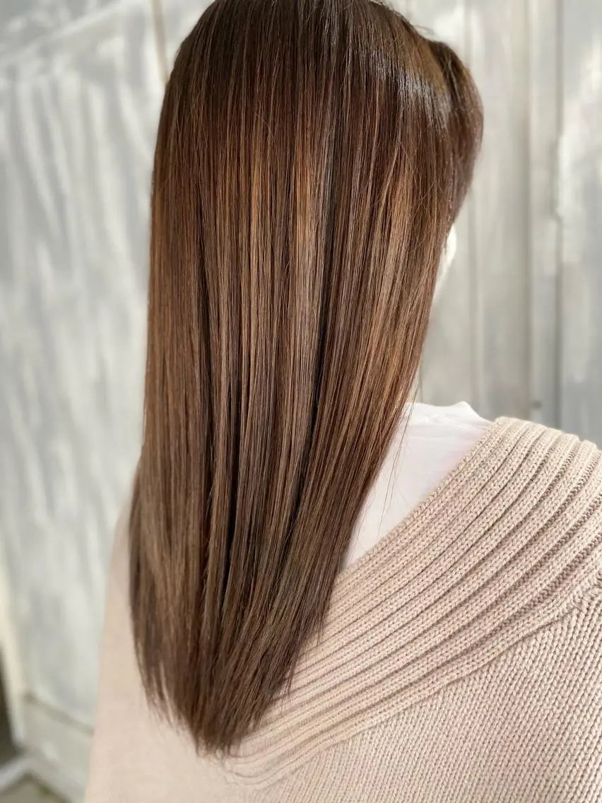 ロング カラー 勝河 怜楊のヘアスタイル