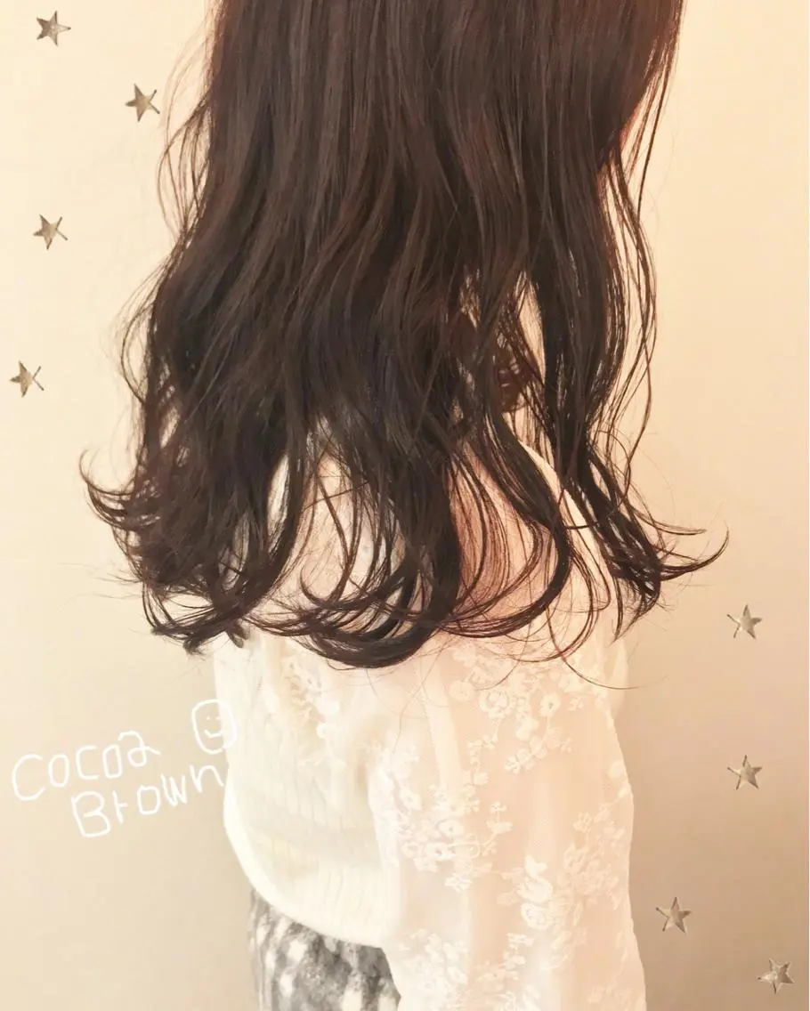 ミディアム カラー ブラウンカラー ココアブラウン ピンクカラー 市川 千夏のヘアスタイル