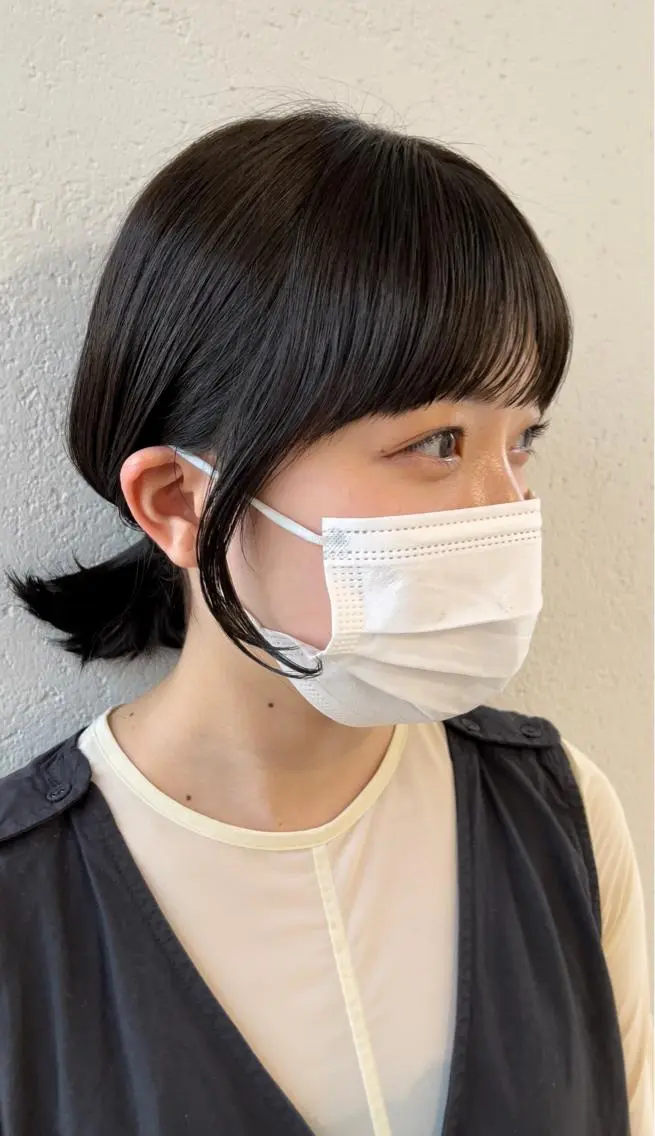 ミディアム カラー 顔周りカット 市村 香多のヘアスタイル