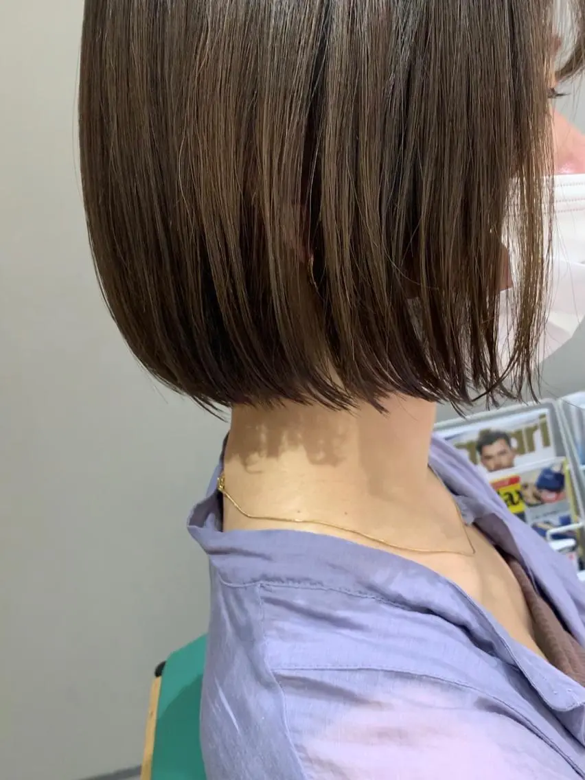 ショート カラー 澤村 志織のヘアスタイル