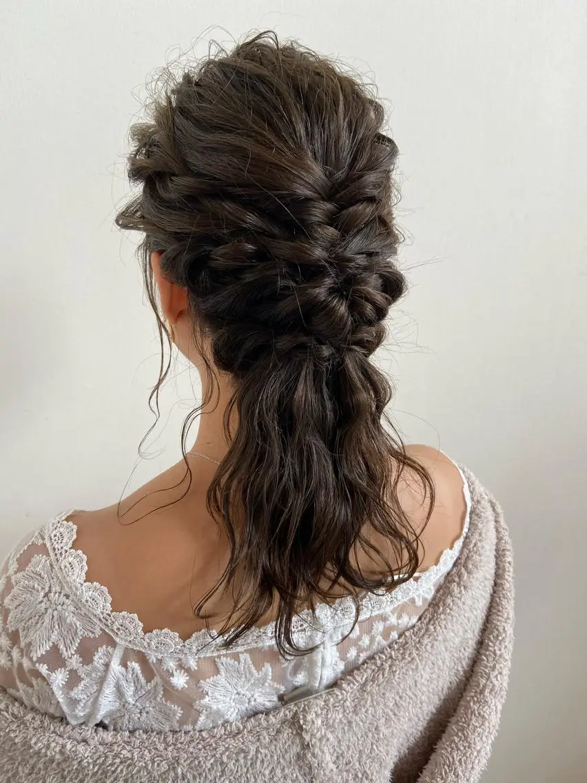 セミロング カラー ヘアアレンジ ベージュカラー オリーブベージュ 小栗 麻衣のヘアスタイル