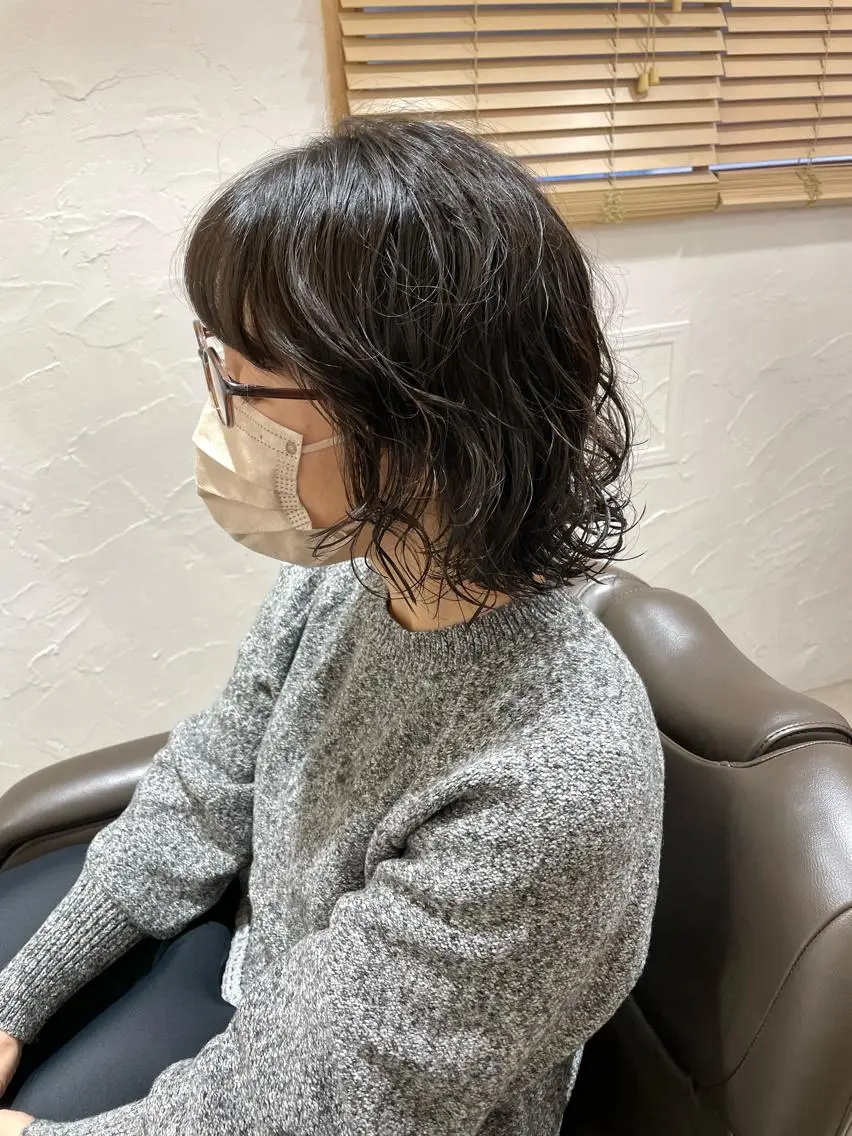 ミディアム パーマ 切りっぱなしボブ ミディアムパーマ ボブ ウルフカット 髪質改善 縮毛矯正/ レイヤー/銀座/本木のヘアスタイル