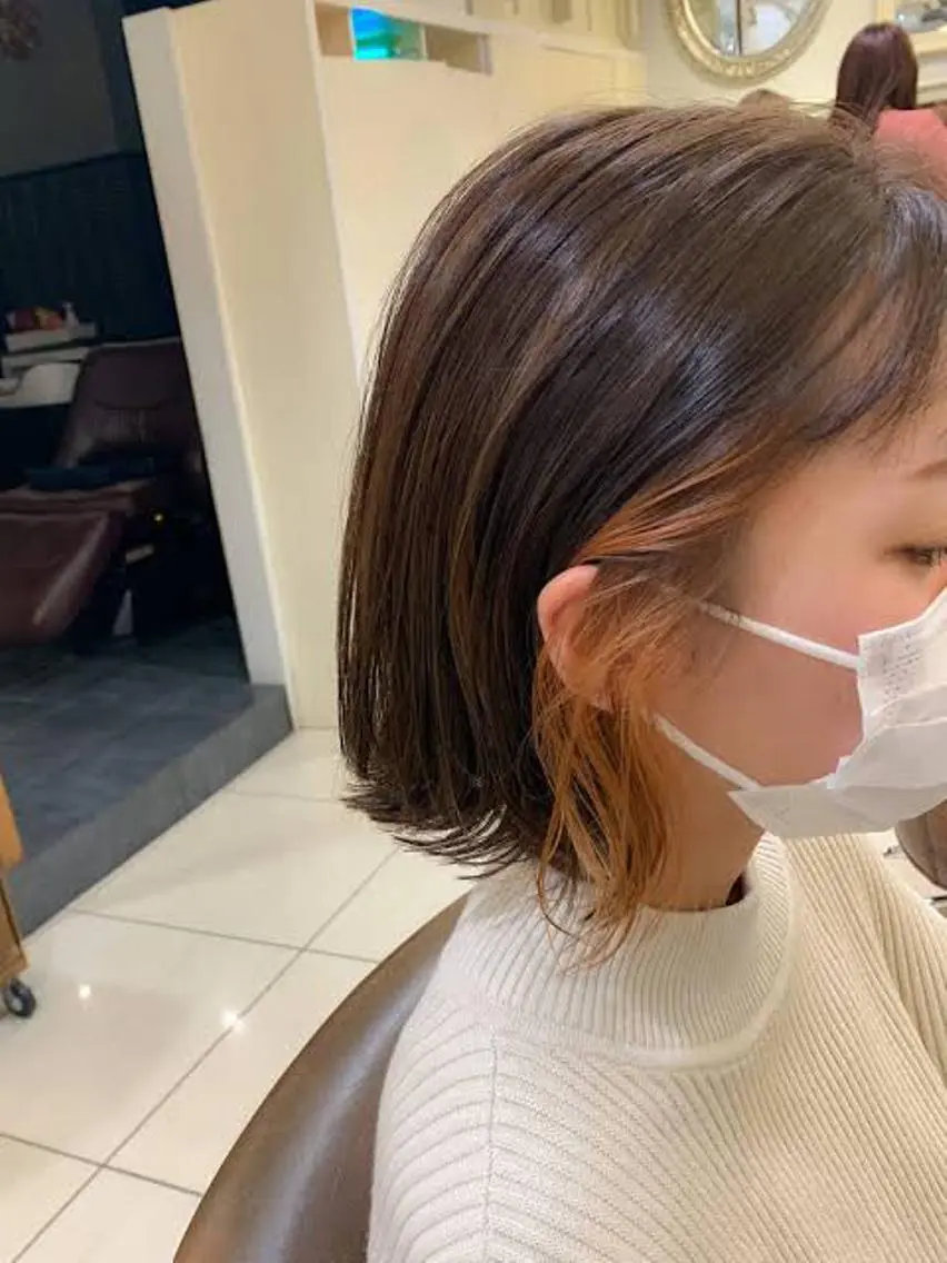 ミディアム カラー イヤリングカラー インナーカラー 小顔似合わせカット/ レイヤー/maiのヘアスタイル