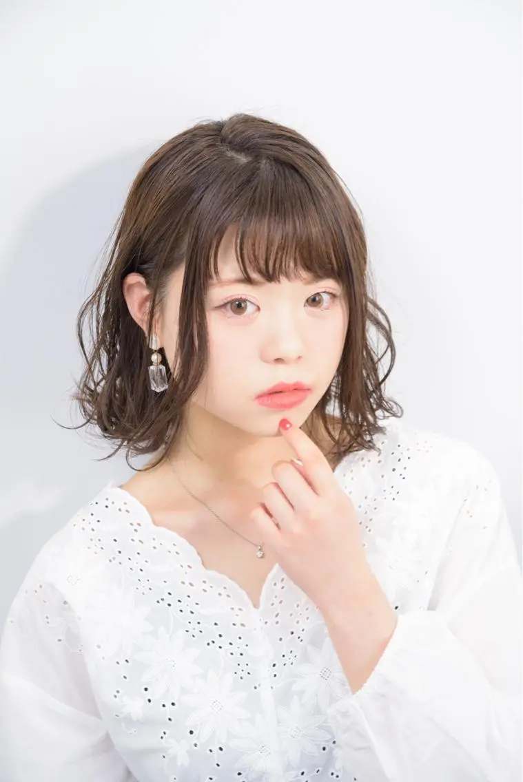ミディアム カラー パーマ 外ハネヘア カット 縮毛矯正 トリートメント Maeda マエダのヘアスタイル