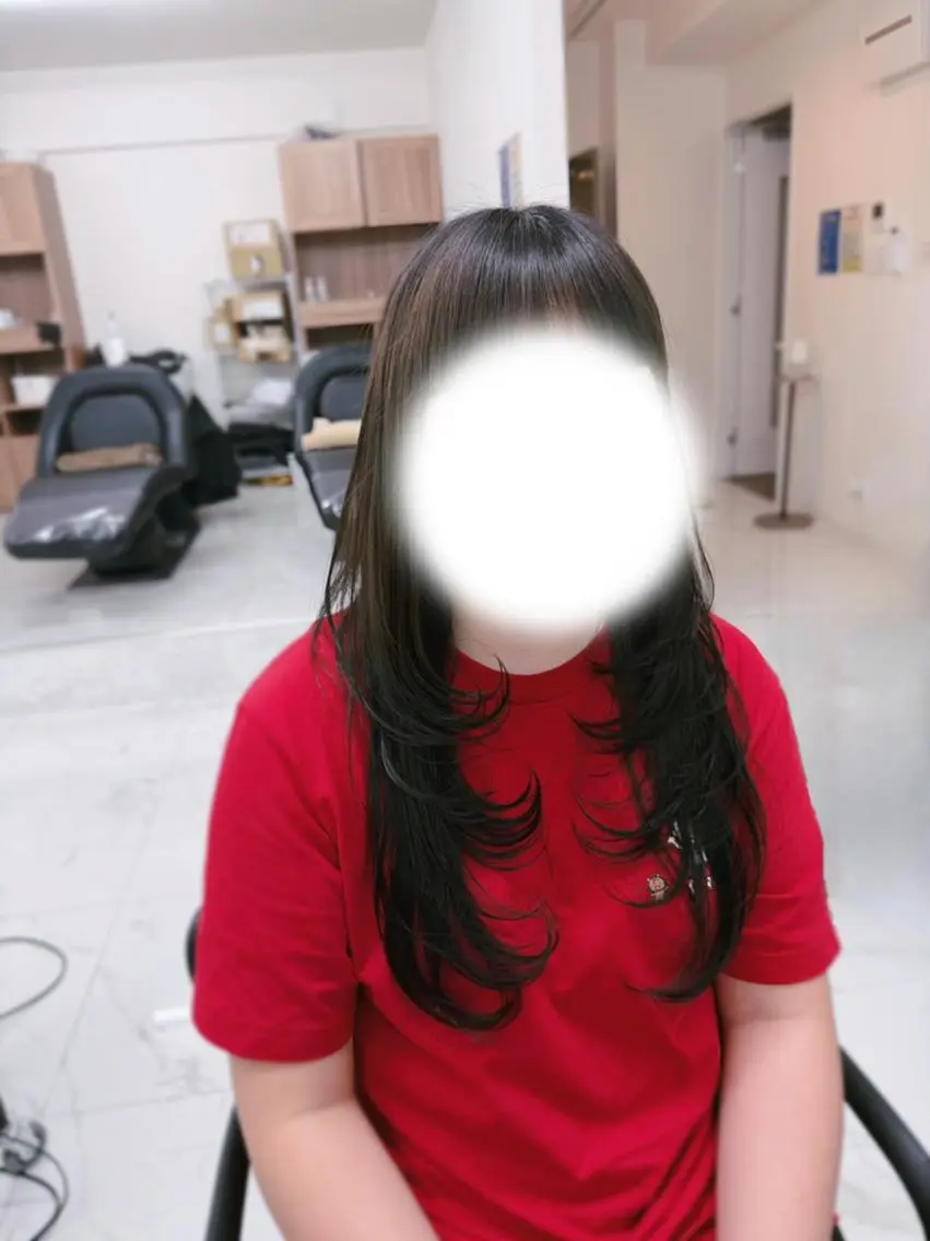セミロング セミロングレイヤー 顔周りカット レイヤーカット FOCUSJAPAN 烏丸のヘアスタイル