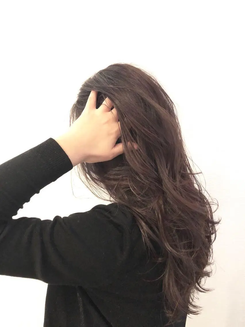 セミロング カラー 平川 友希子のヘアスタイル
