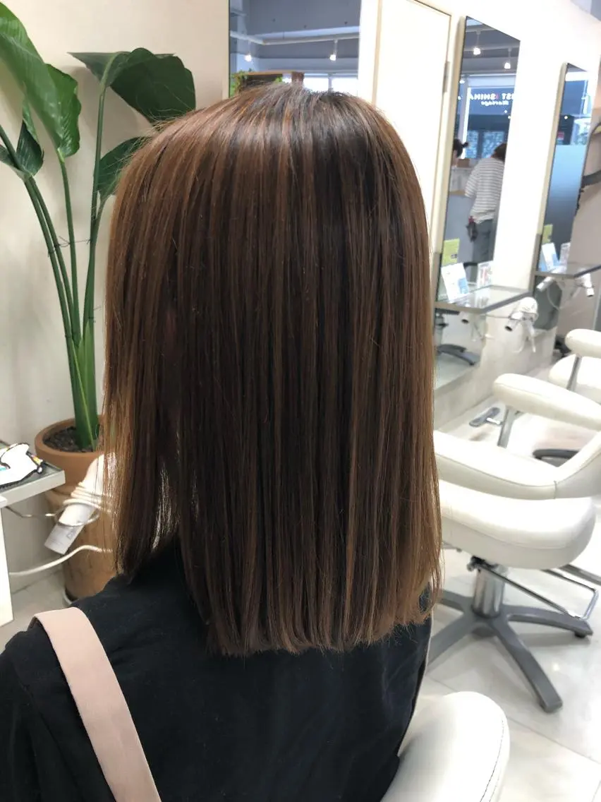 ミディアム 縮毛矯正 阿部 美咲のヘアスタイル