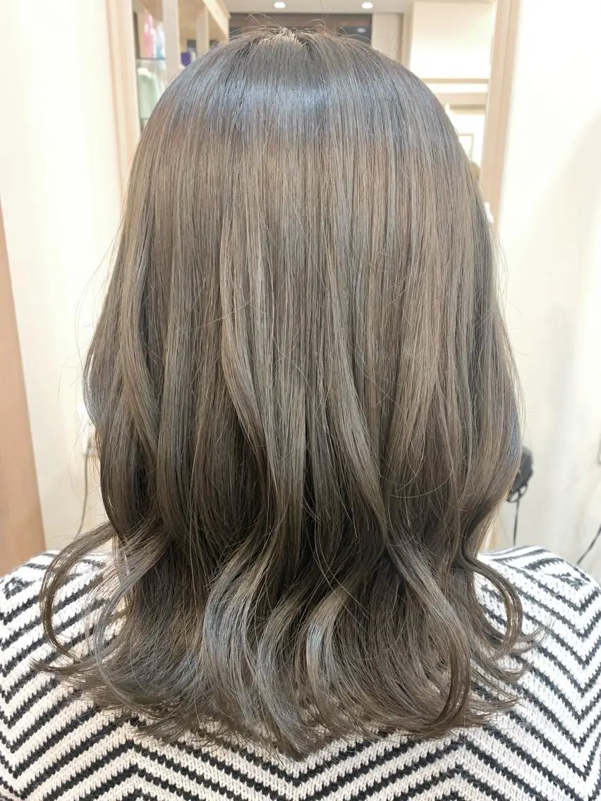 セミロング カット ヘアカラー トリートメント 福原遼華/小顔ショー ト/髪質改善のヘアスタイル