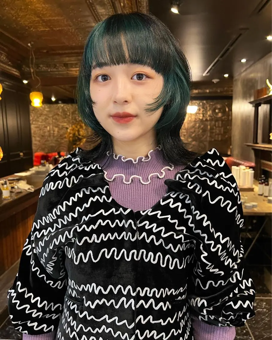 ミディアム カラー カット ヘアカラー 圧倒的デザイン力 店長🎨RENAのヘアスタイル