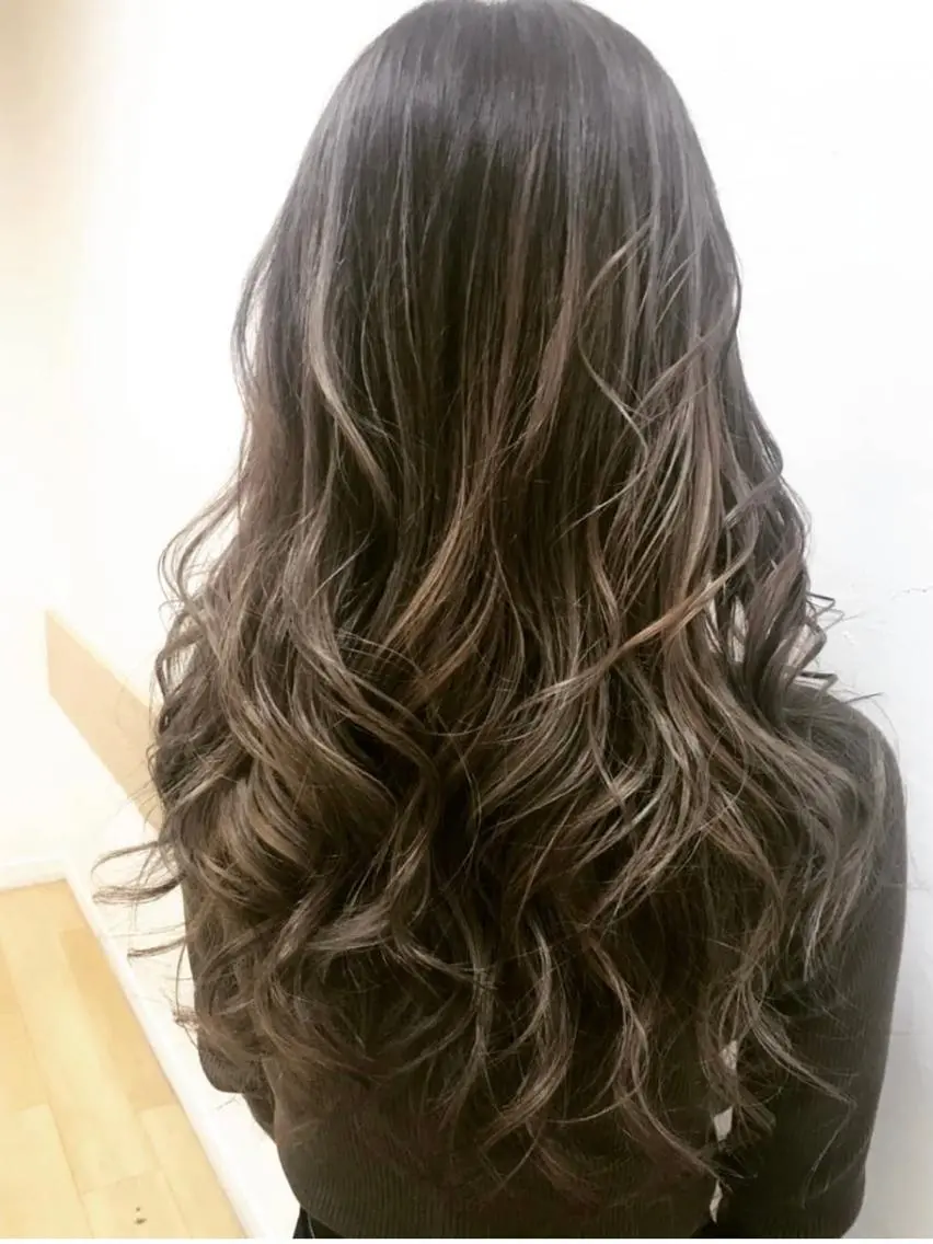 ロング Ash 亀戸店 岸田奈々👧🏻のヘアスタイル