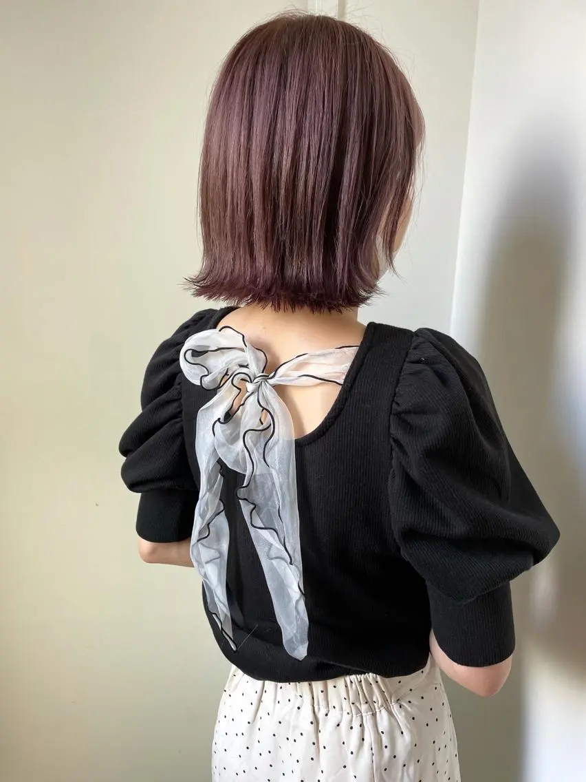 ショート カラー 切りっぱなしボブ アッシュ ハイライトカラー ハイトーンカラー イルミナカラー カット ヘアカラー トリートメント 江上拓郎/ショート /酸性ストレートのヘアスタイル