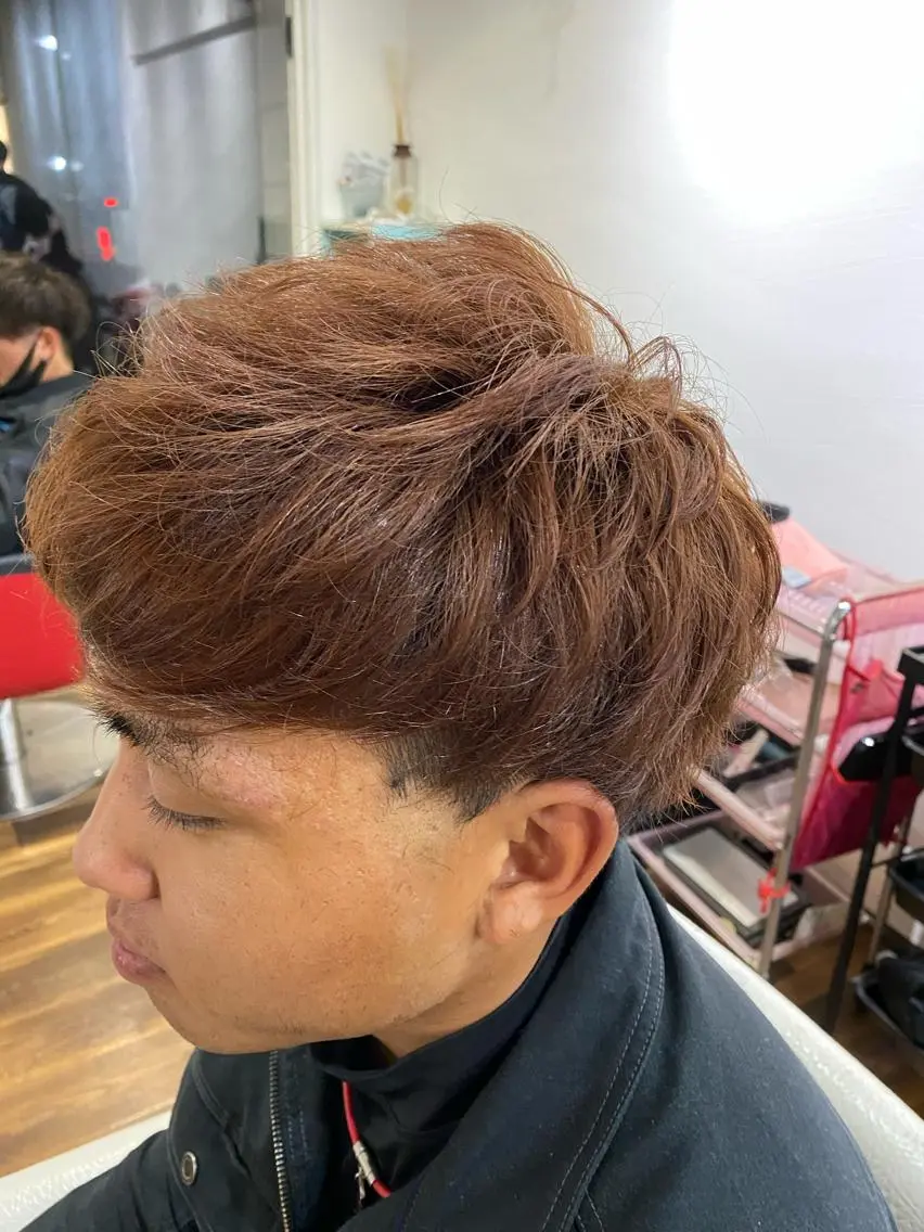 ショート カラー メンズ メンズブリーチ マッシュ ブリーチ ブリーチなしカラー 堀 広夢のヘアスタイル