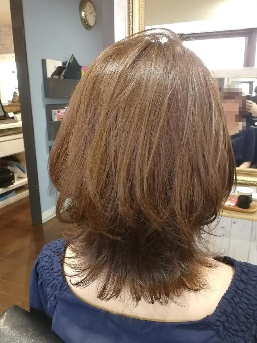 セミロング カット ヘアカラー トリートメント 山田 義人のヘアスタイル