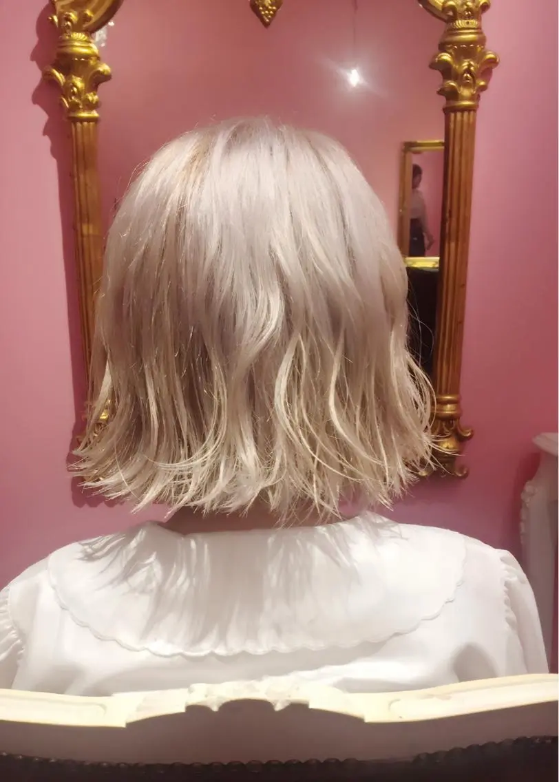 ショート カラー 櫻井 愛弓のヘアスタイル