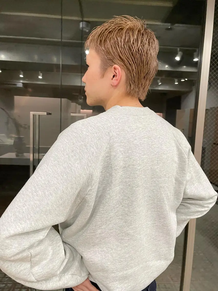 ショート メンズ 吉田一輝 外国人パーマのヘアスタイル