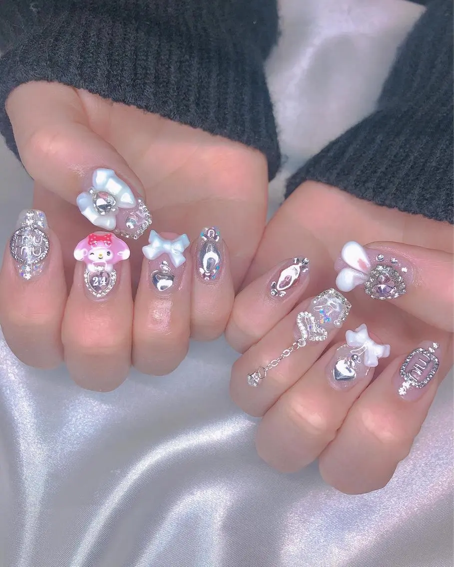 ネイル 持ち込み ハンドネイル フットネイル mi chiのネイルデザイン