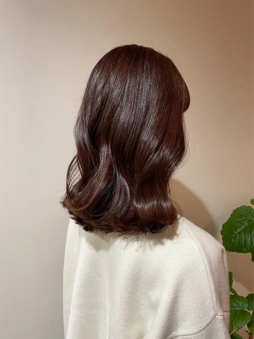 セミロング カット ヘアカラー トリートメント タケデ スズカのヘアスタイル