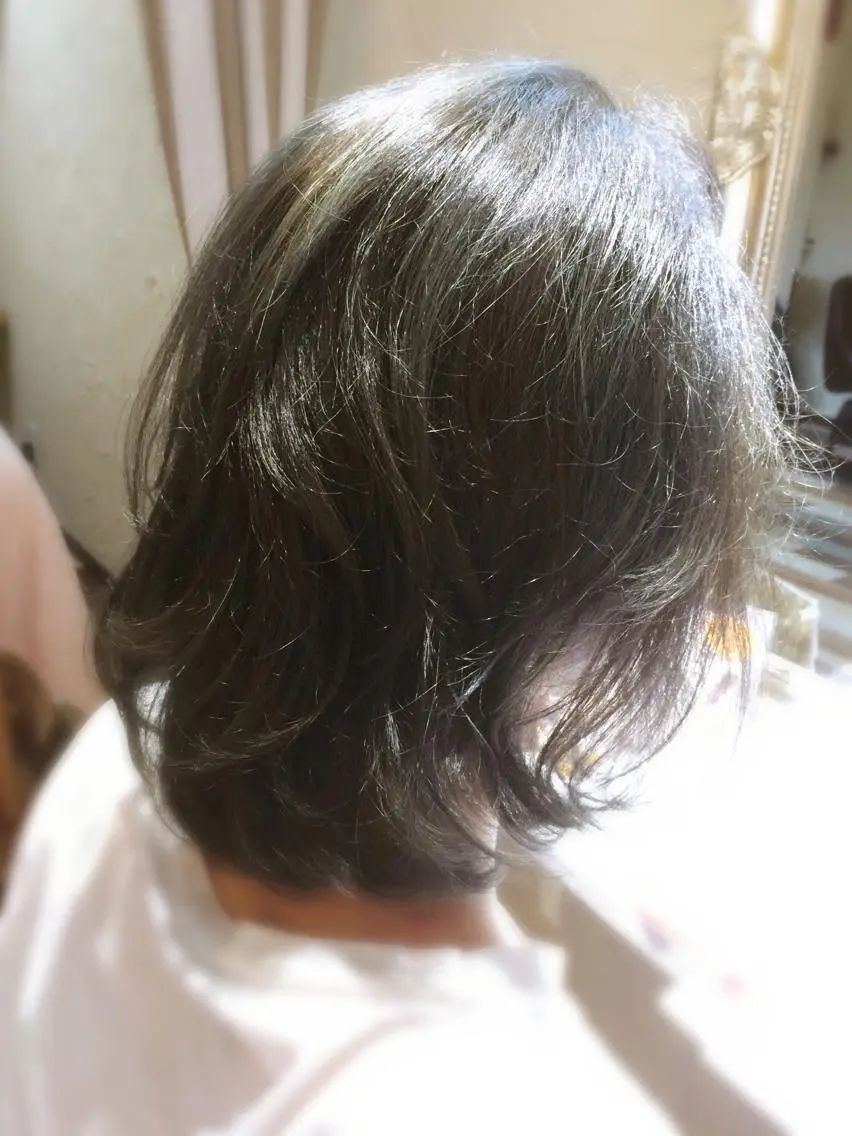 セミロング カラー アッシュ ブリーチ ヘアカラー トリートメント 🌈20年目突入🎉 山口のヘアスタイル