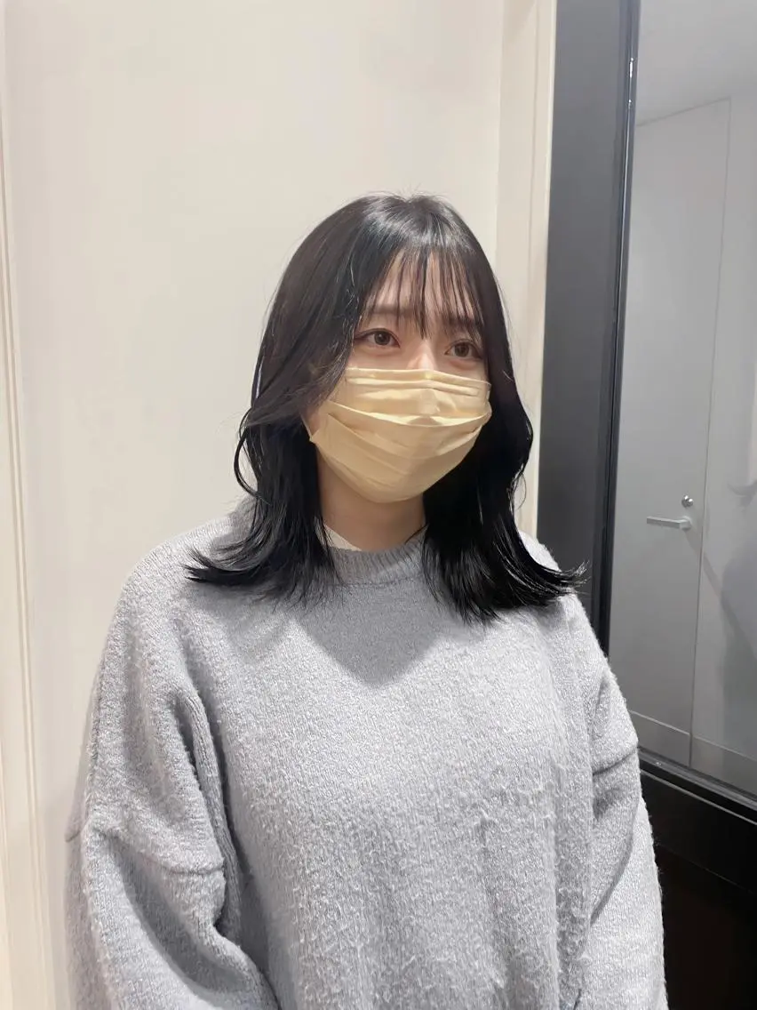 ミディアム レイヤーカット カット ヘアカラー トリートメント 韓国ヘア🤍 慎之介のヘアスタイル
