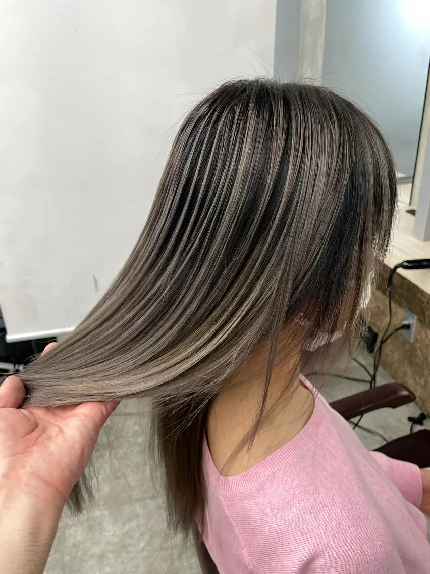セミロング カット ヘアカラー トリートメント 似合わせ💖トレンド ✨TAKAMI😊のヘアスタイル