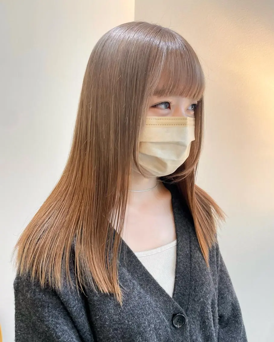 セミロング カラー mir MIYUのヘアスタイル