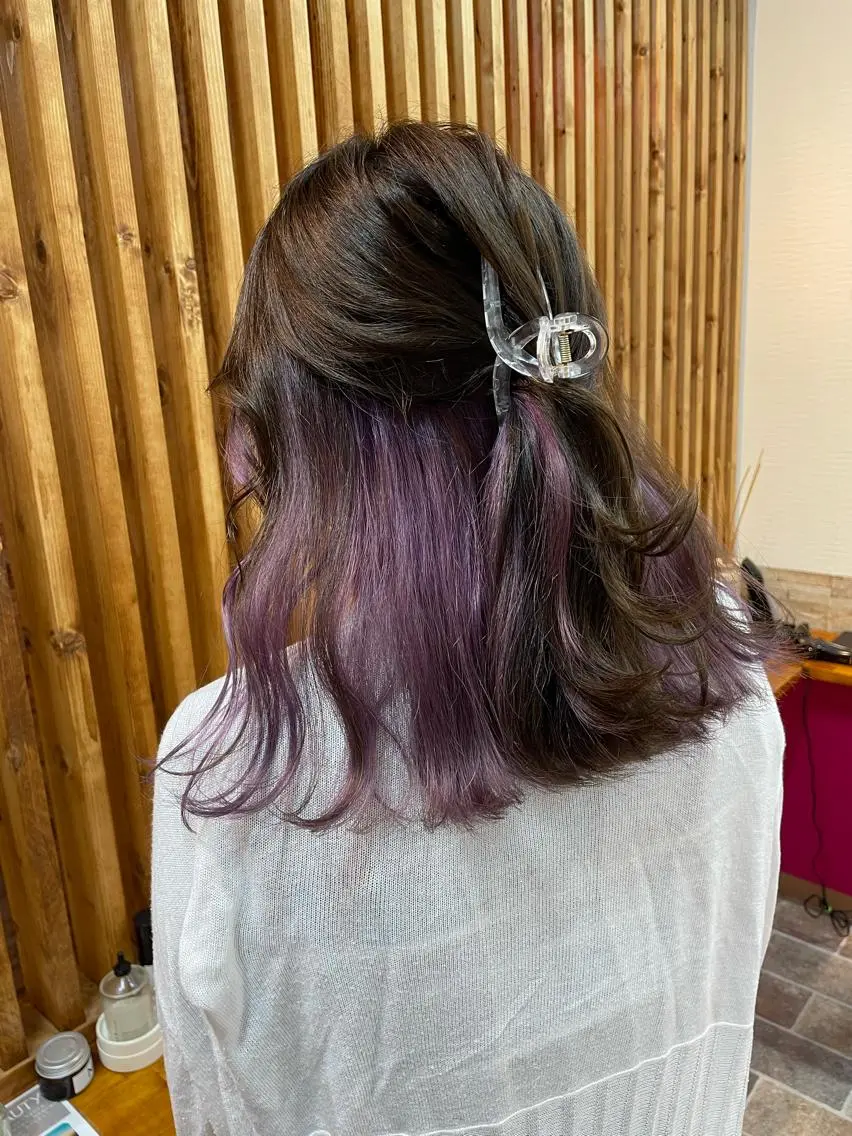 ロング カラー ブラウンカラー ラベンダーカラー ナチュラルブラウン カット ヘアカラー トリートメント YUI/ ブリーチカラー🌷のヘアスタイル