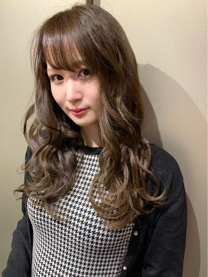 セミロング カラー パーマ カット 縮毛矯正 トリートメント Bianca  代表 硲　貴亮【東武練馬】のヘアスタイル
