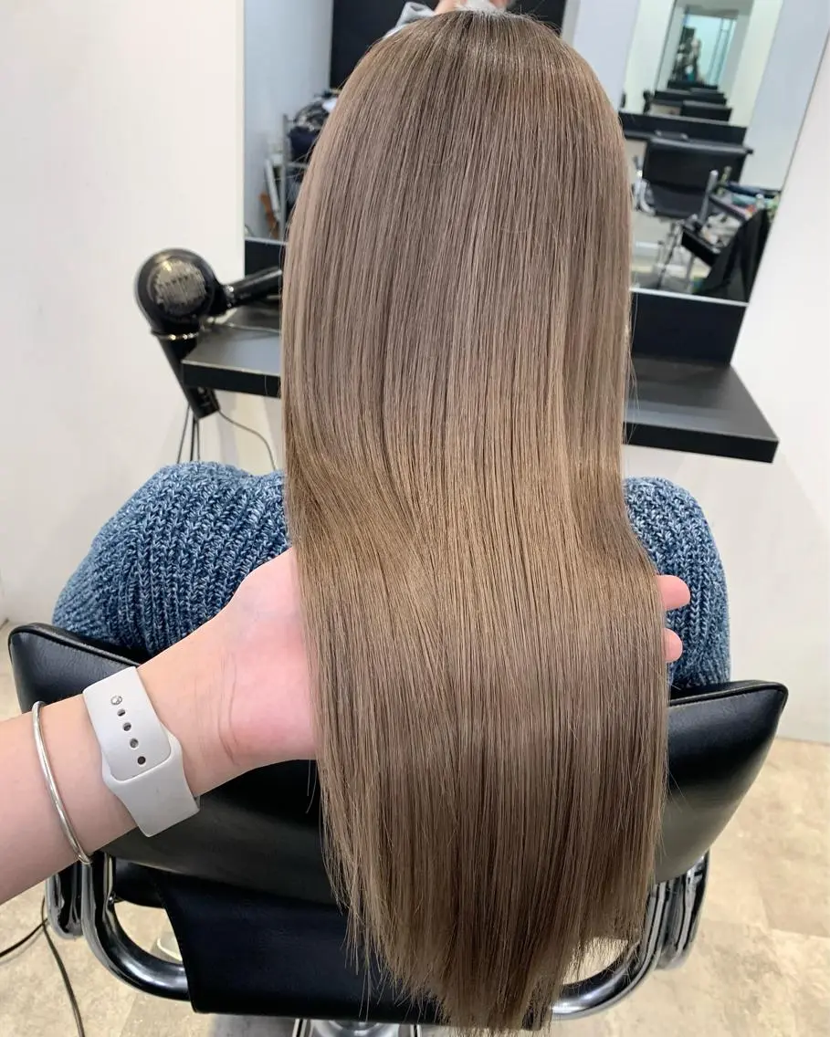 ロング カラー ベージュカラー グラデーションカラー ハイライトカラー くせ毛 外国人風カラー 阿部 圭悟のヘアスタイル