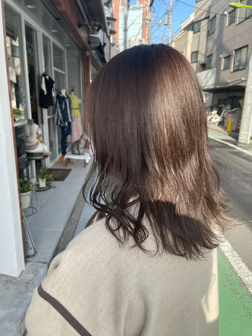 ミディアム カラー アッシュ ブリーチ 透明感カラー ラベンダーカラー ラベンダーアッシュ 中目黒🌼 🌼ハナのヘアスタイル