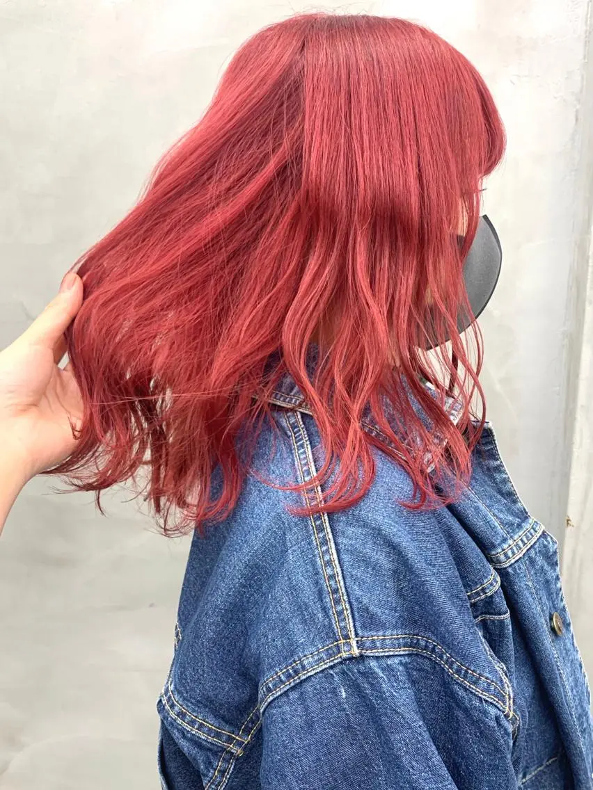 ミディアム カラー レッドカラー ローズカラー 🐝 hachi🐝のヘアスタイル