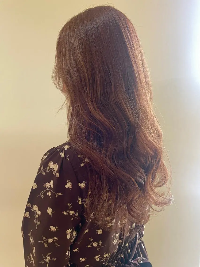 ロング 🤍透明感カラー🤍 三浦瑠璃のヘアスタイル
