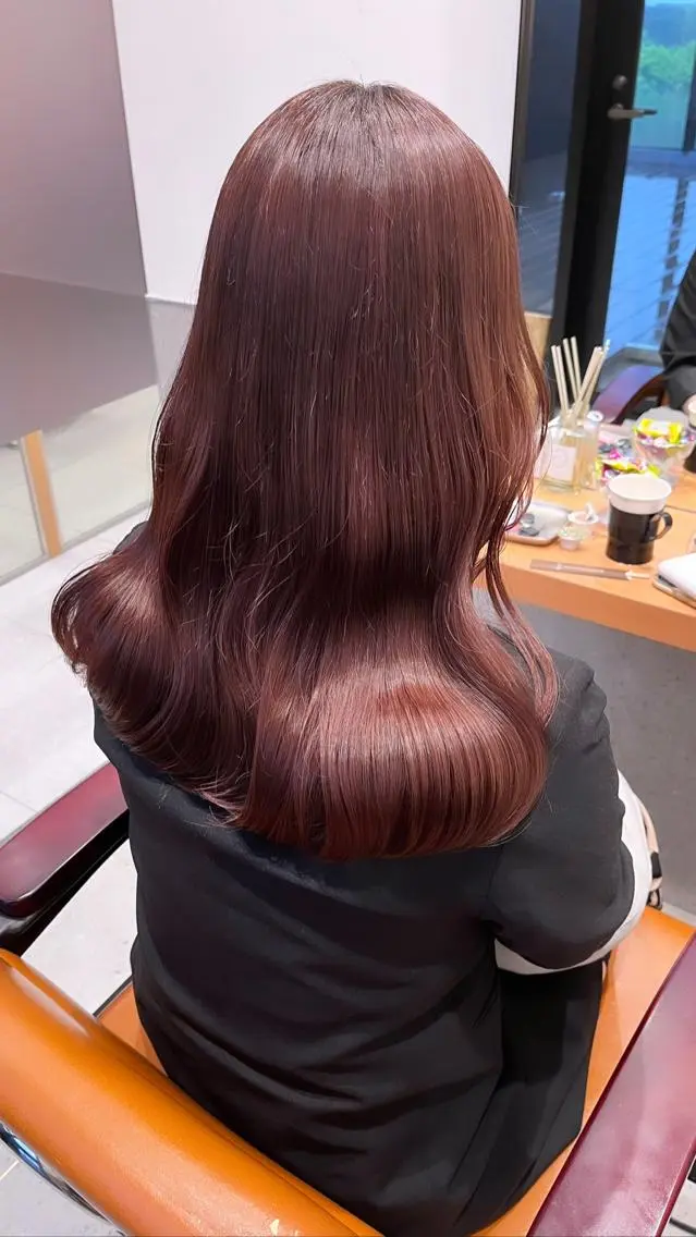 ロング カラー カット ヘアカラー トリートメント 大人girly🛋️ 🤍yukakoのヘアスタイル