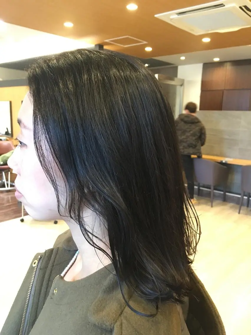 セミロング パーマ 韓国風ヘア レイヤーカット コンドウ サラのヘアスタイル