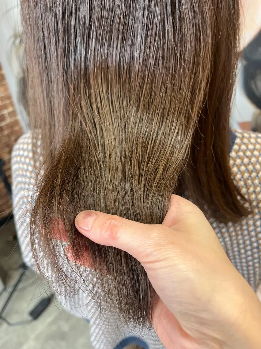 ミディアム カラー パーマ ヘアアレンジ メンズ キッズ ネイル マツエク・マツパ アイブロウ メンズブリーチ メンズハイライト メンズインナーカラー メンズ韓国風 ブリーチ 久木原 ゆりのヘアスタイル