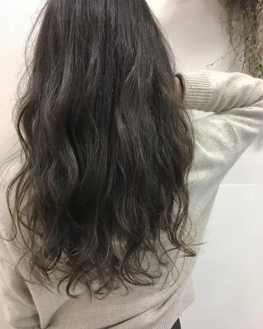 ロング タナカ タクヤのヘアスタイル