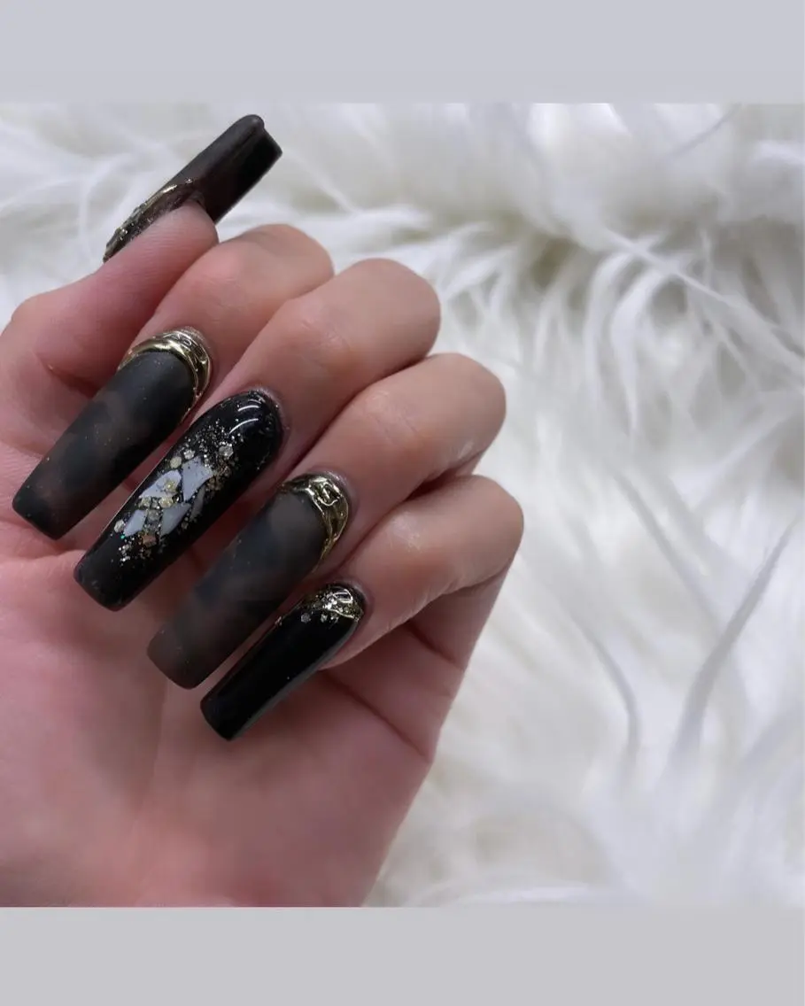 ロング ネイル Y. Sのネイルデザイン