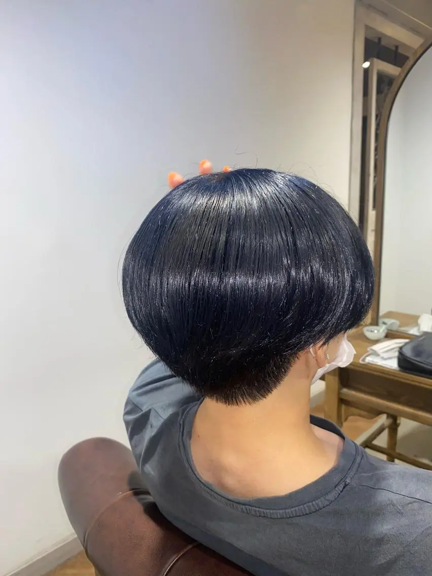 ショート カラー 黒髪 ネイビーカラー 馬渕 拓海のヘアスタイル