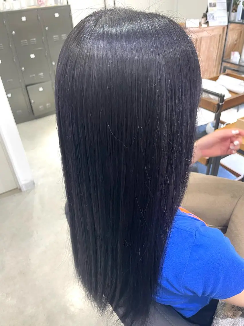 セミロング パープルカラー anB Bのヘアスタイル