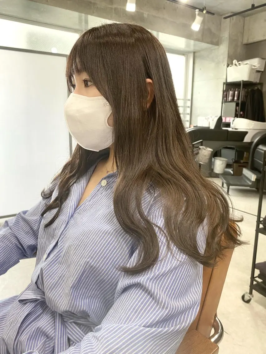 ミディアム カラー ヘアアレンジ 🌷FUKA🌷 まろやかハイトーンのヘアスタイル