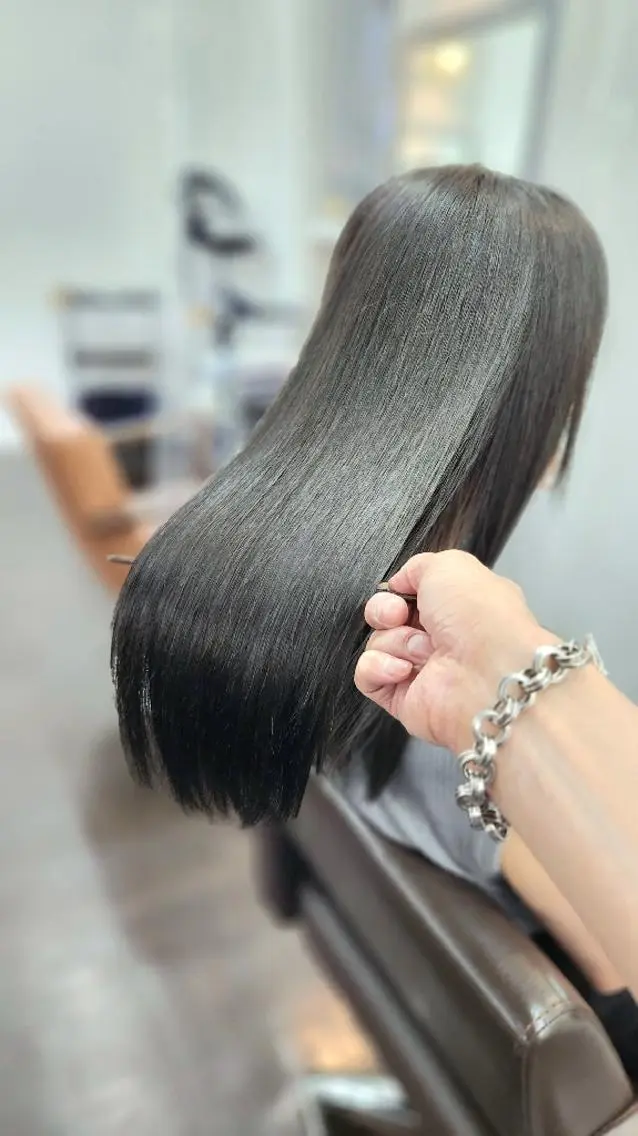 ロング 髪質改善 ロング 縮毛矯正 トリートメント 酸熱トリートメント ヒロセ シュウジのヘアスタイル