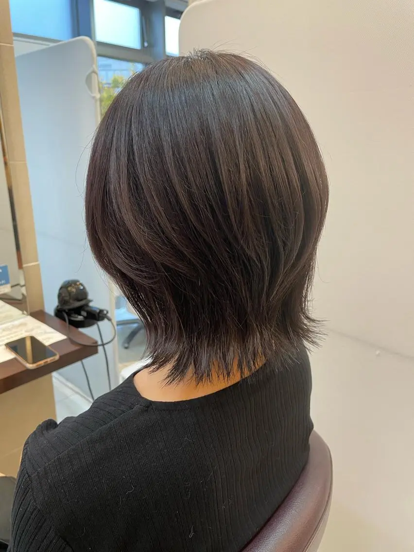 ミディアム ウルフカット カット ヘアカラー 垢抜け透明感カラー 🌻篠崎梓🌻のヘアスタイル