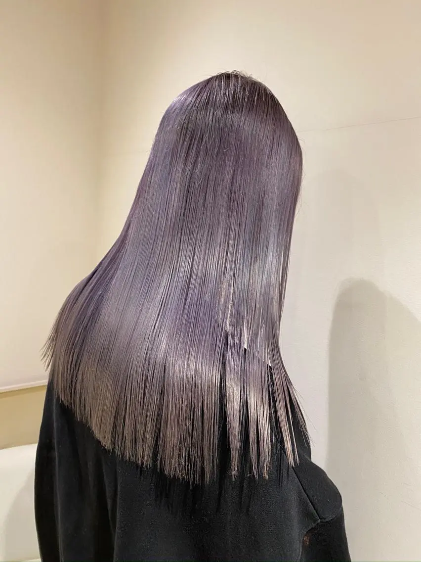 セミロング カラー レイヤー×艶髪特化 マネージャー安藤光司のヘアスタイル