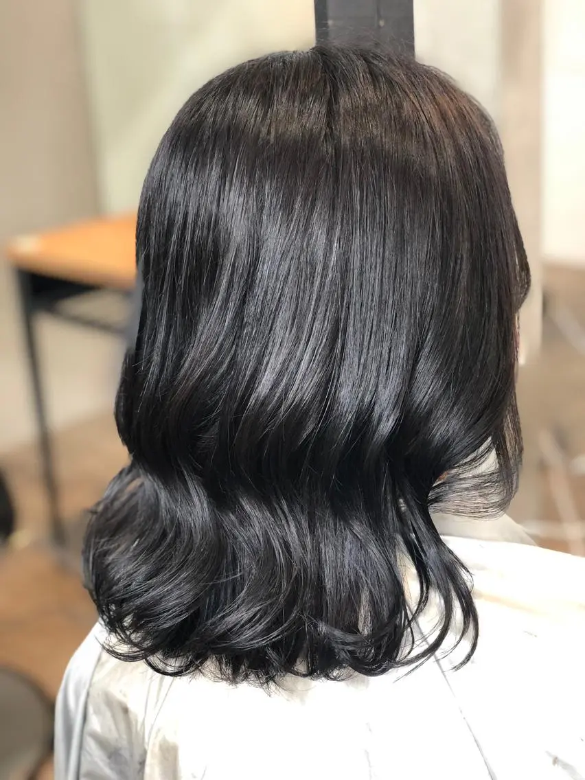 セミロング カット ヘアカラー トリートメント トップスタイリスト 🧸中島梨穂🧸のヘアスタイル