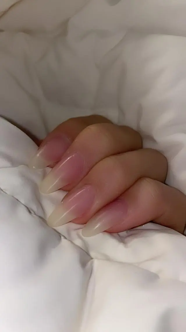 ネイル まはろ ねいる🌺のネイルデザイン