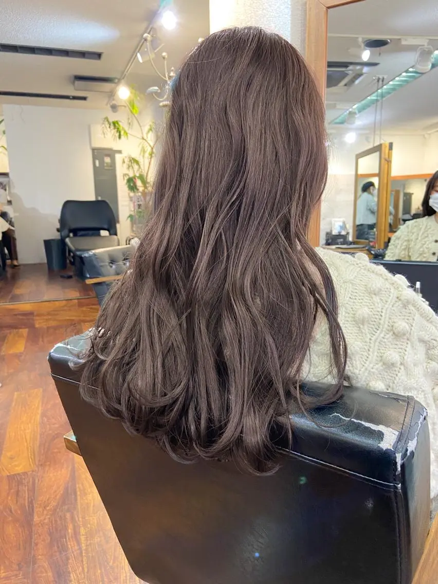 ロング カラー アッシュ ケアカラー 透明感カラー ハイライトカラー インナーカラー ヘアカラー トリートメント 岡本康平/ボブ/ブリ ーチ/酸性ストレートのヘアスタイル