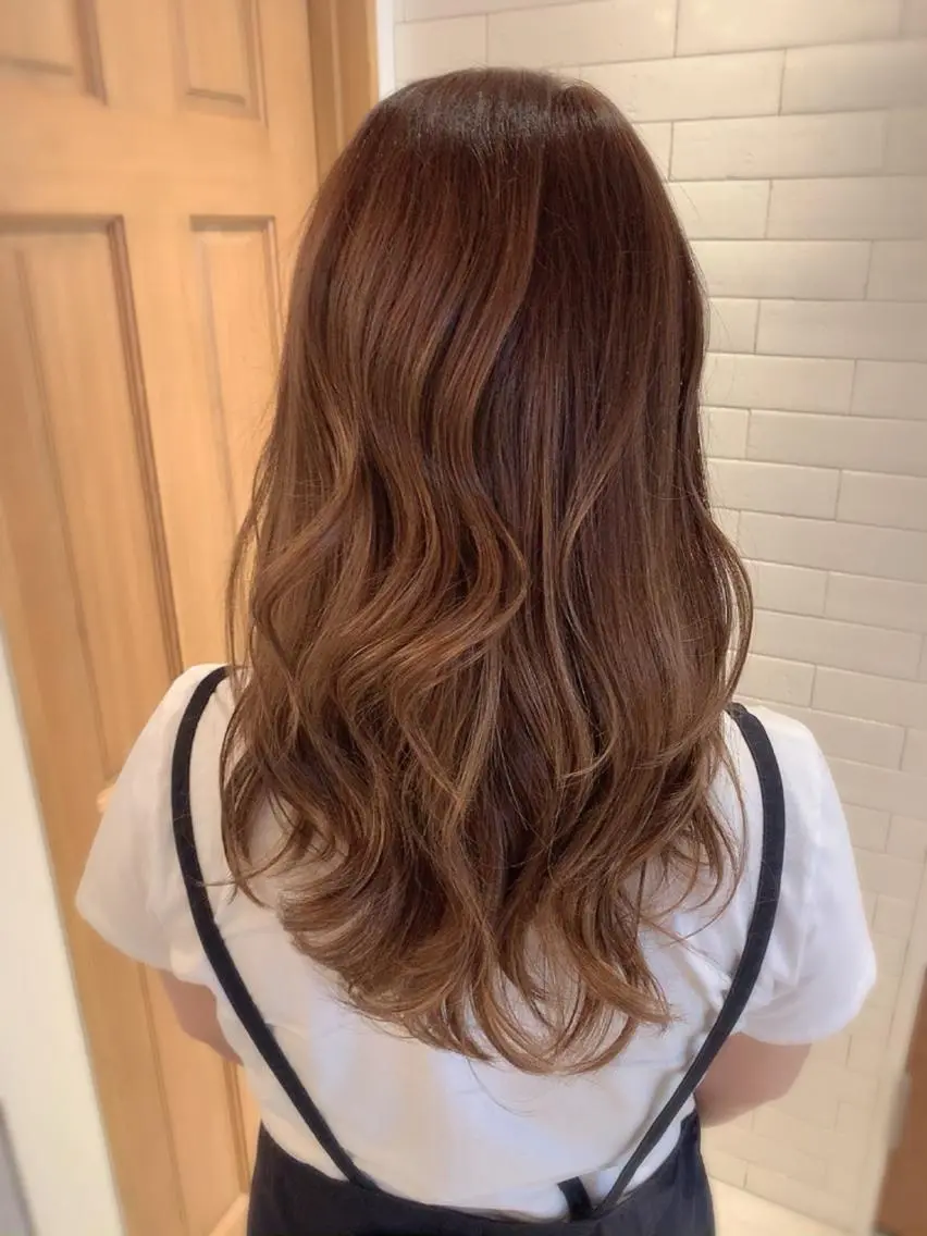 セミロング ハイライト ヘアカラー トリートメント ヘアセット 坂本 なつきのヘアスタイル