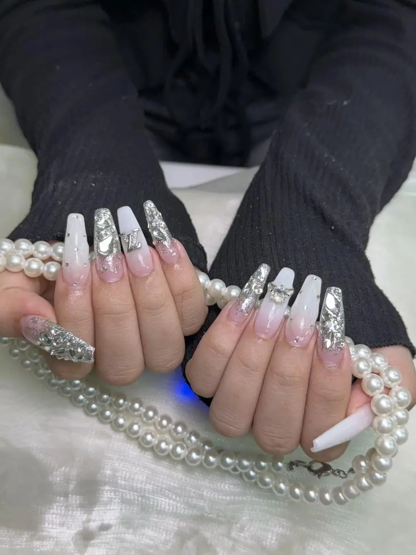 ネイル lucky nail YUI❤︎のネイルデザイン